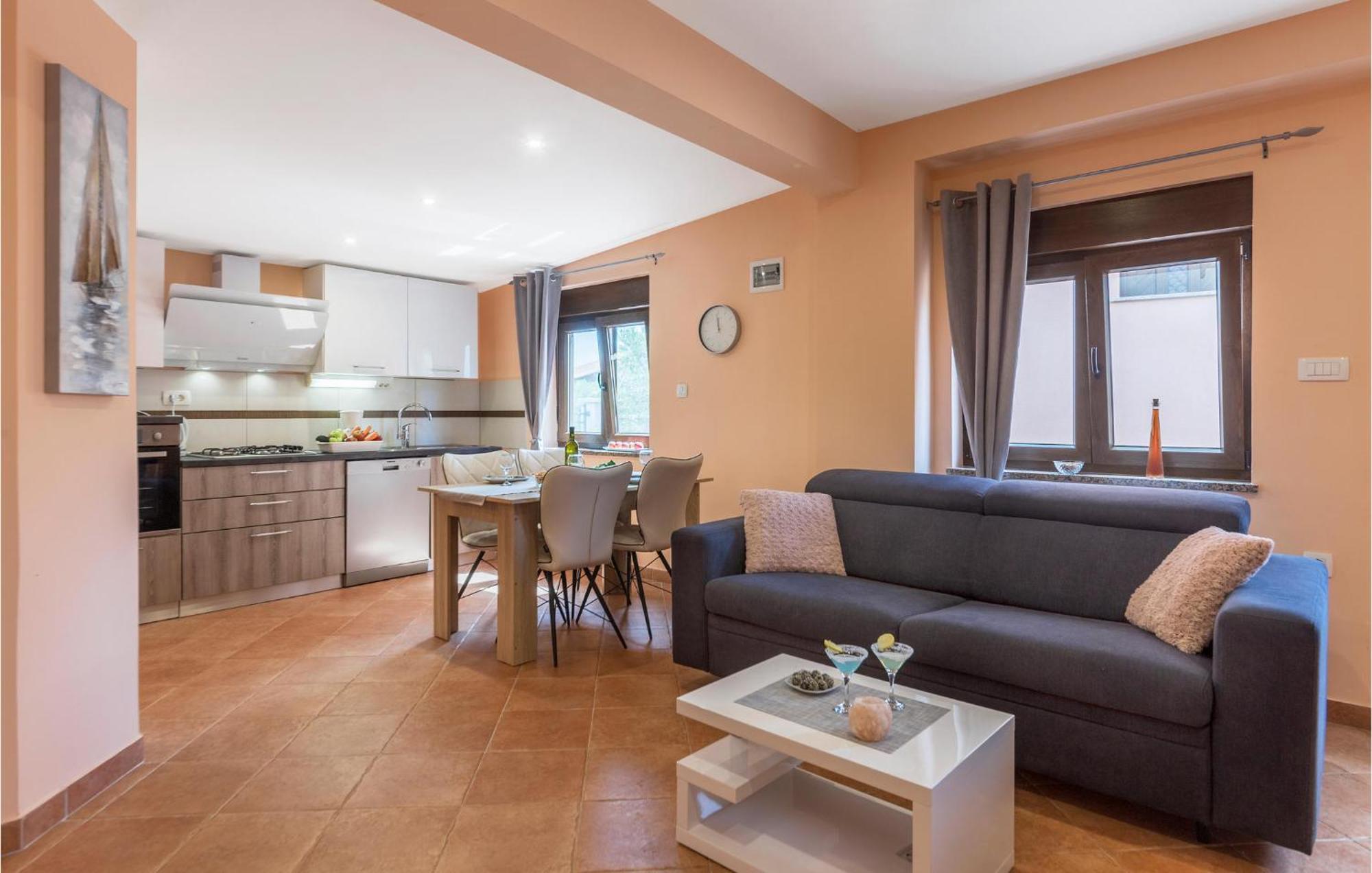 1 Bedroom Stunning Apartment In Pula Exterior photo
